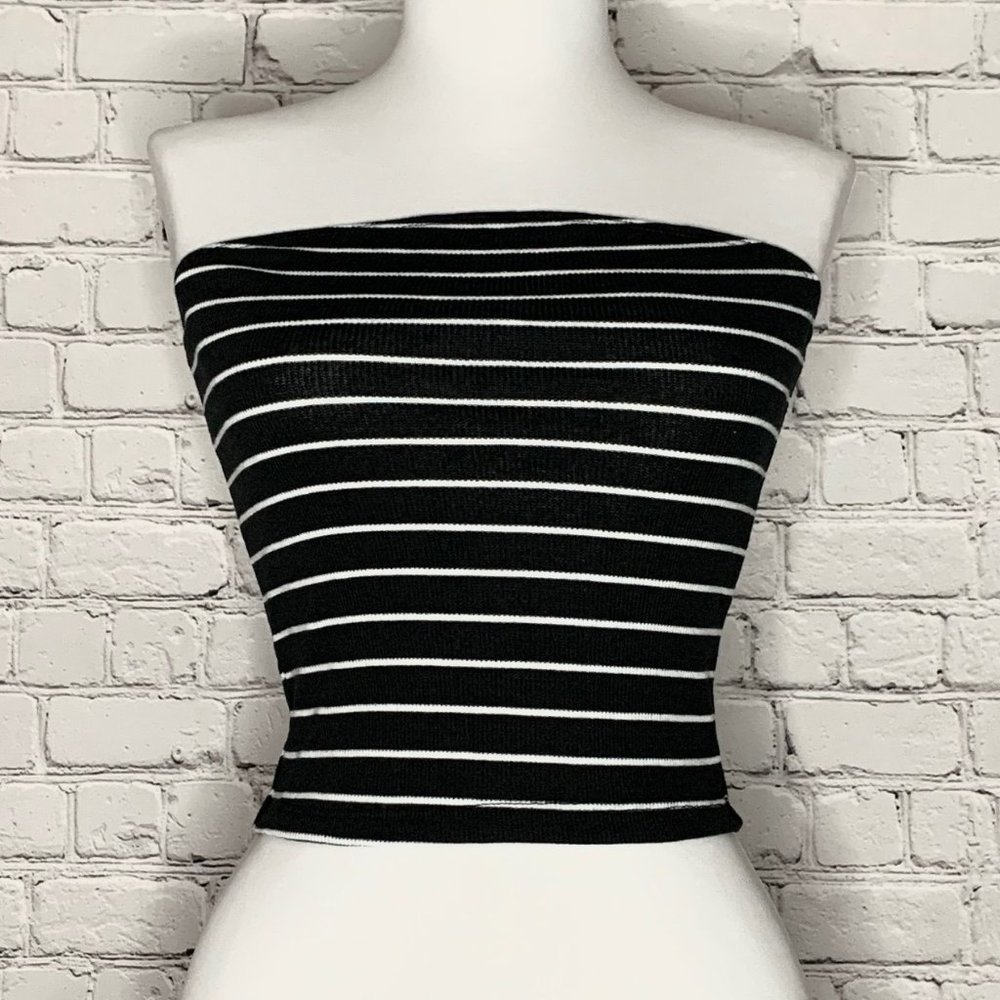 Black Striped Ribbed Tube/Cropped Top (NWT)